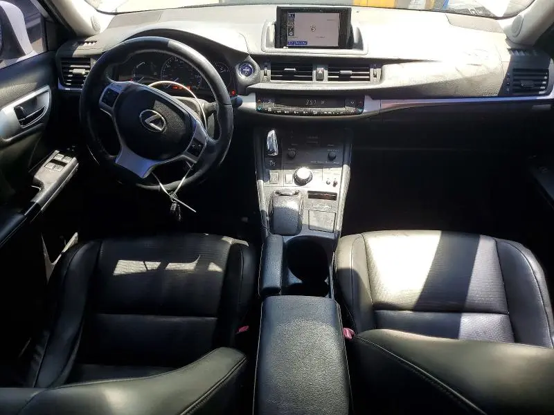 2013 LEXUS CT 200  