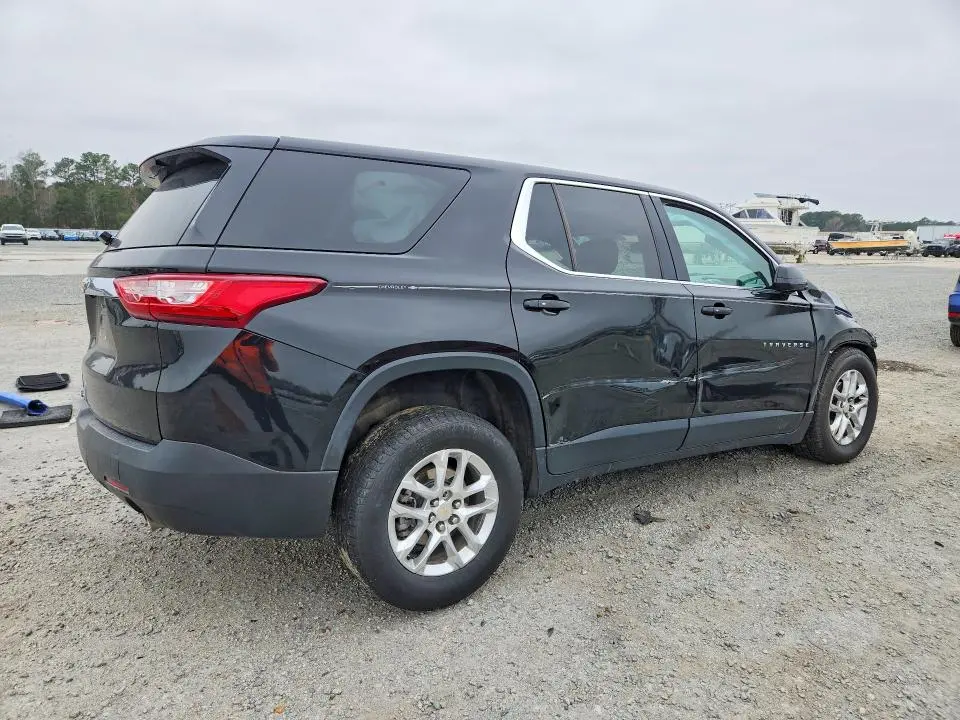 2019 CHEVROLET TRAVERSE LS  