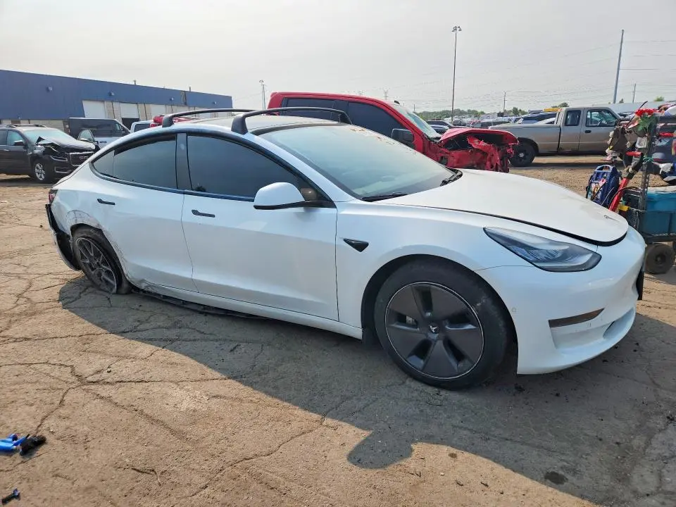 2021 TESLA MODEL 3   