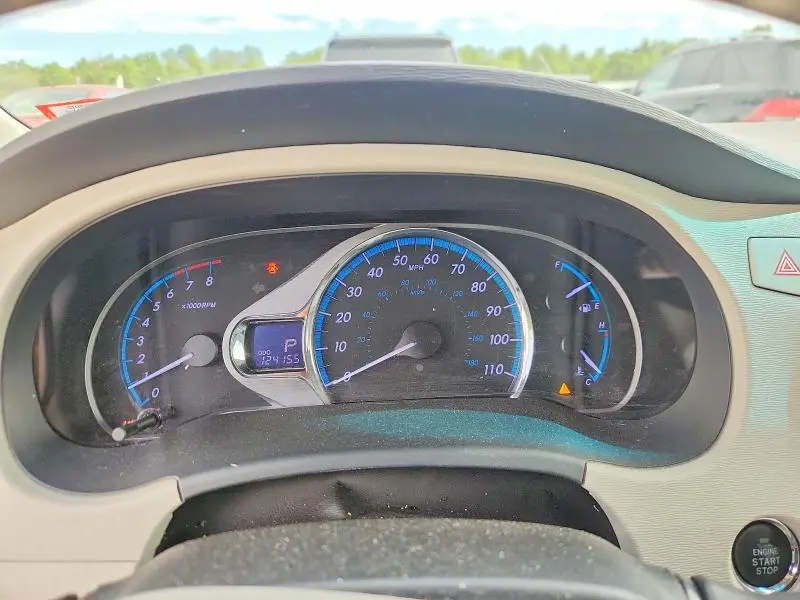 2013 TOYOTA SIENNA XLE 7-PASSENGER  