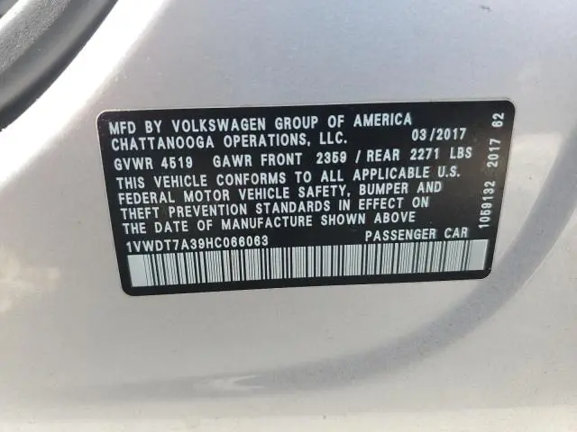 2017 VOLKSWAGEN PASSAT R-LINE