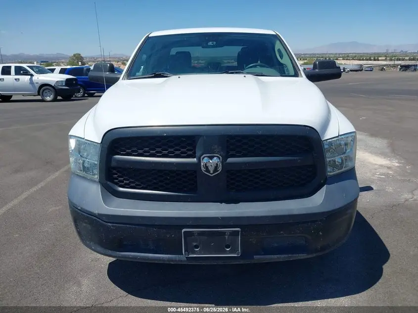 2018 RAM 1500 TRADESMAN  4X2 5'7 BOX