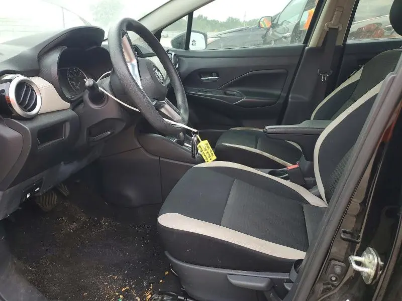 2020 NISSAN VERSA SV  