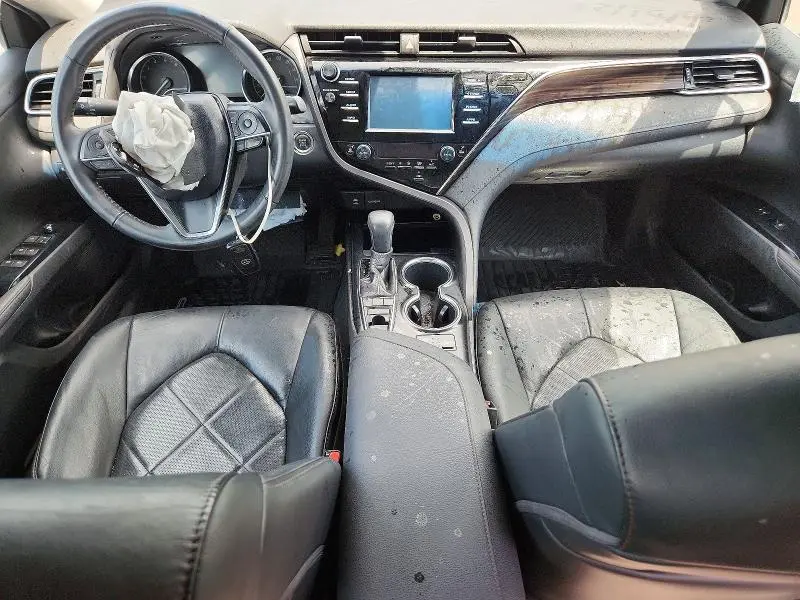 2018 TOYOTA CAMRY XLE  