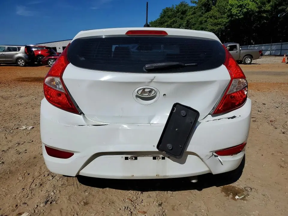 2013 HYUNDAI ACCENT SE  