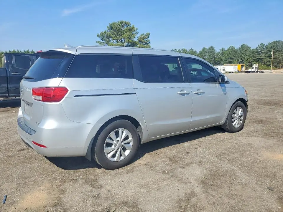 2018 KIA SEDONA LX  