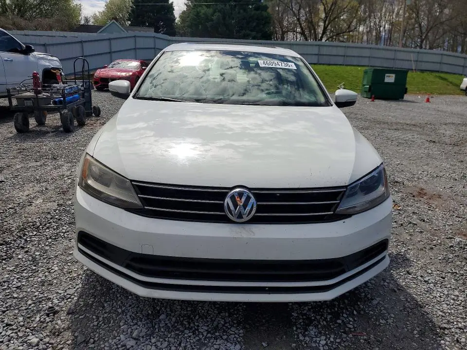 2016 VOLKSWAGEN JETTA SE  