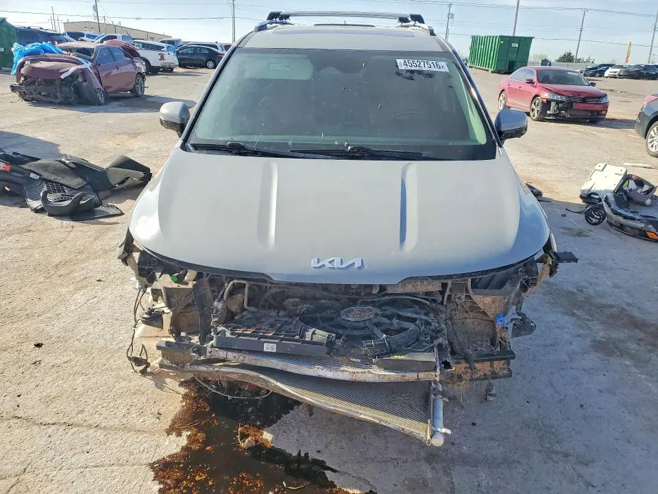 2024 KIA CARNIVAL SX PRESTIGE  
