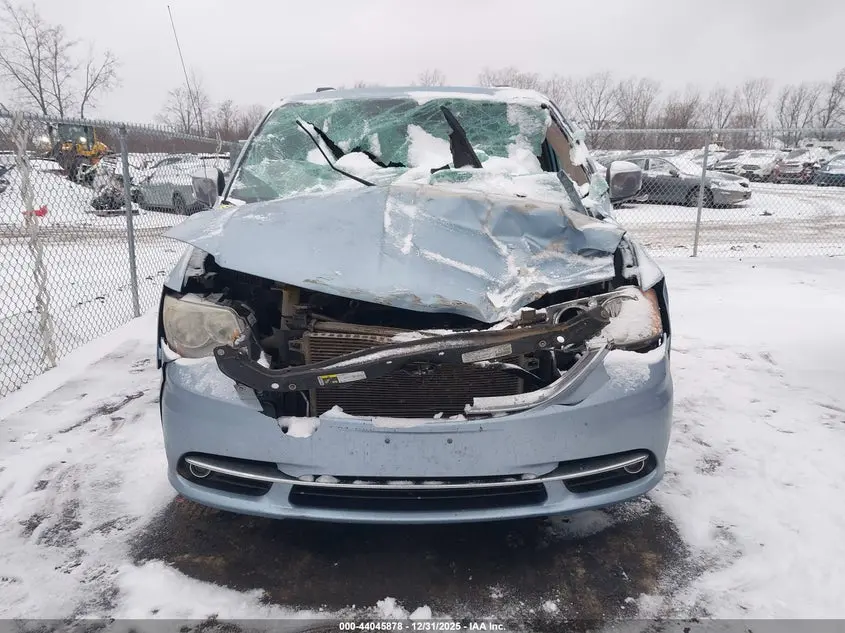 2013 CHRYSLER TOWN & COUNTRY TOURING-L