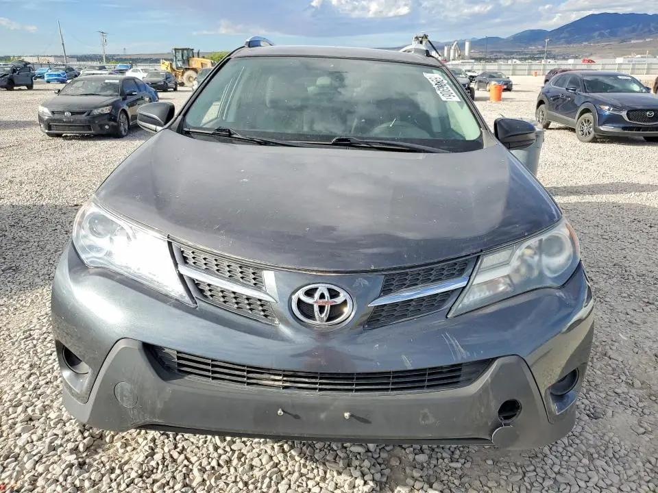 2015 TOYOTA RAV4 LE  