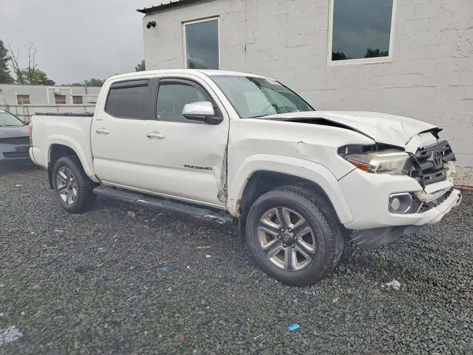 2017 TOYOTA TACOMA LIMITED  
