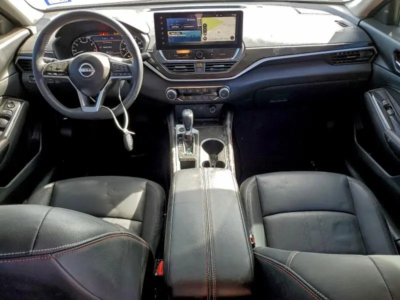 2024 NISSAN ALTIMA SR  