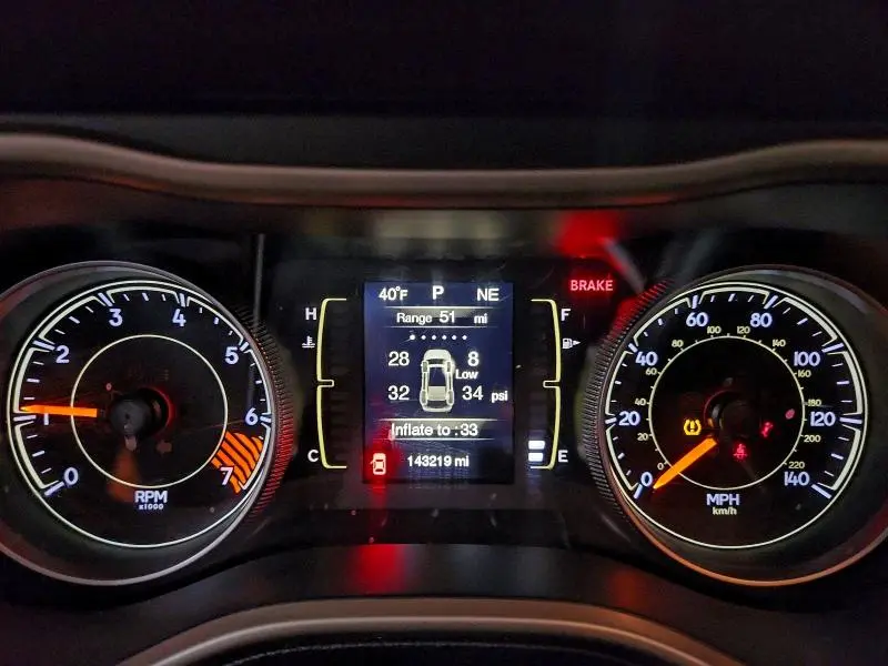 2014 JEEP CHEROKEE SPORT  