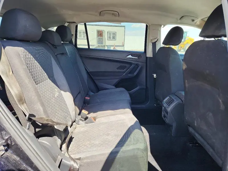2018 VOLKSWAGEN TIGUAN S  