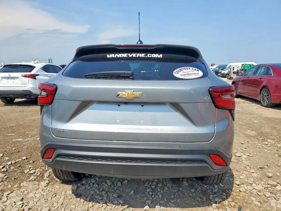 2026 CHEVROLET TRAX LS  