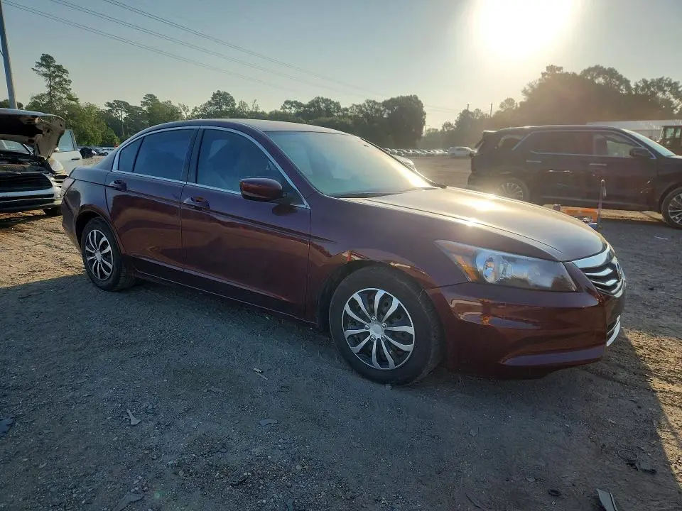 2011 HONDA ACCORD LX  