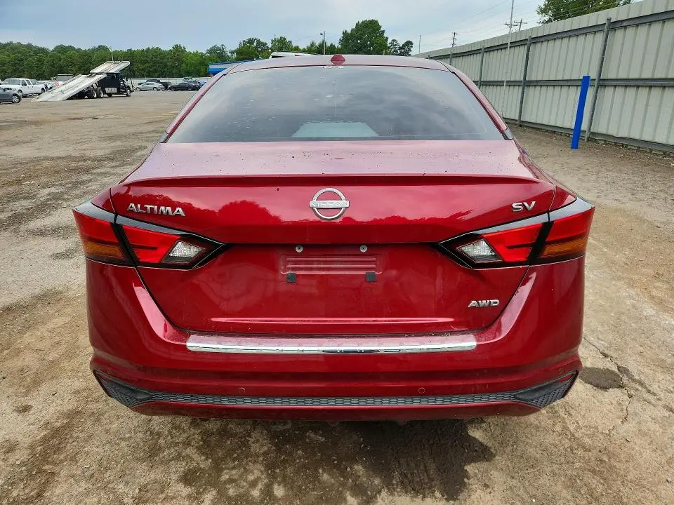 2023 NISSAN ALTIMA SV  
