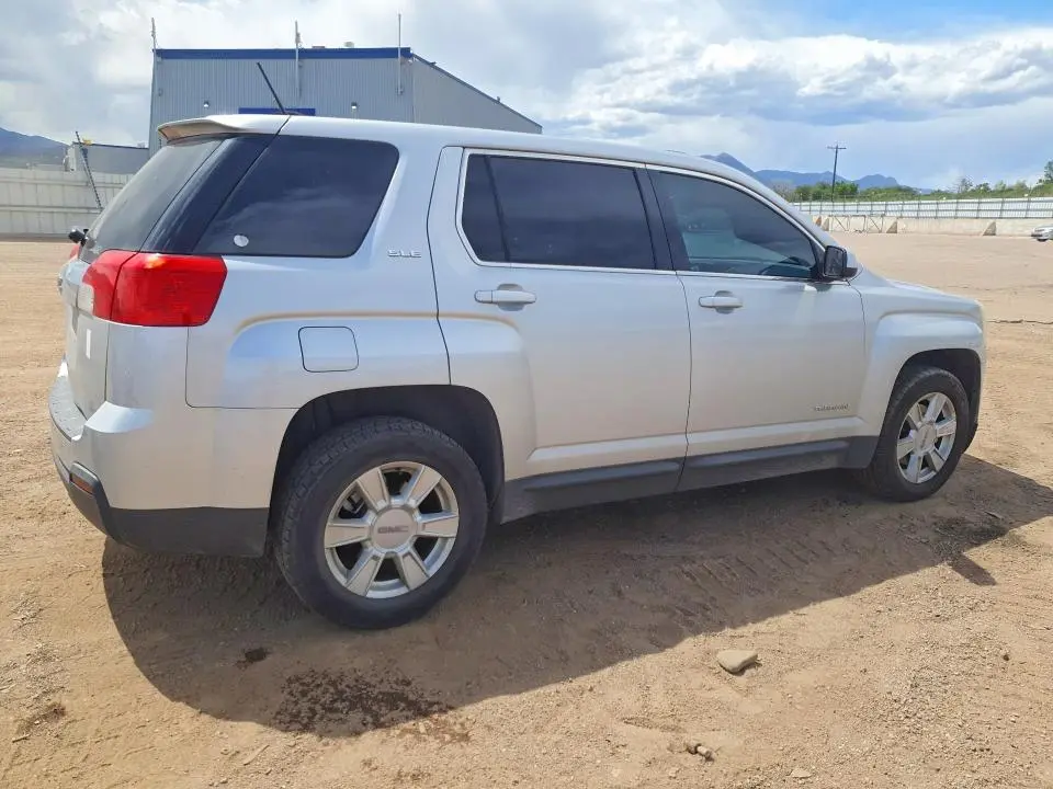 2013 GMC TERRAIN SLE  