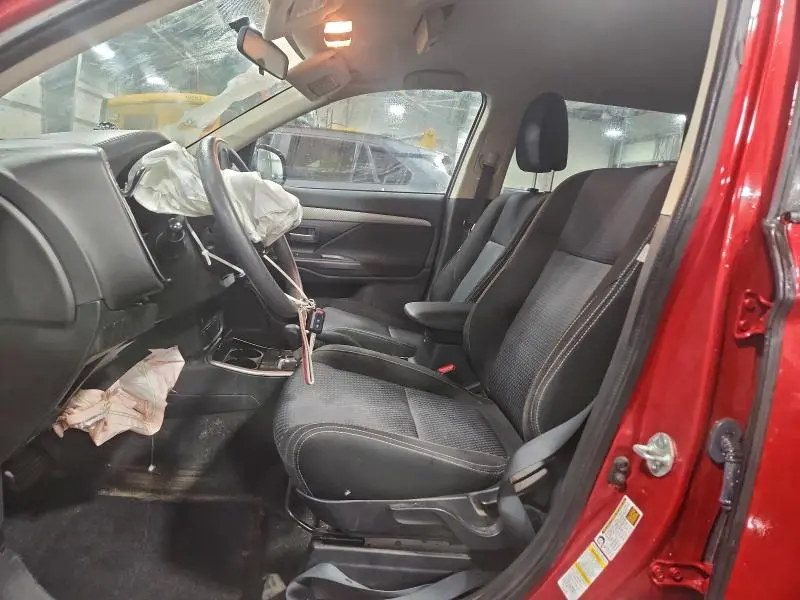 2018 MITSUBISHI OUTLANDER SE  