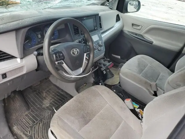 2020 TOYOTA SIENNA L  