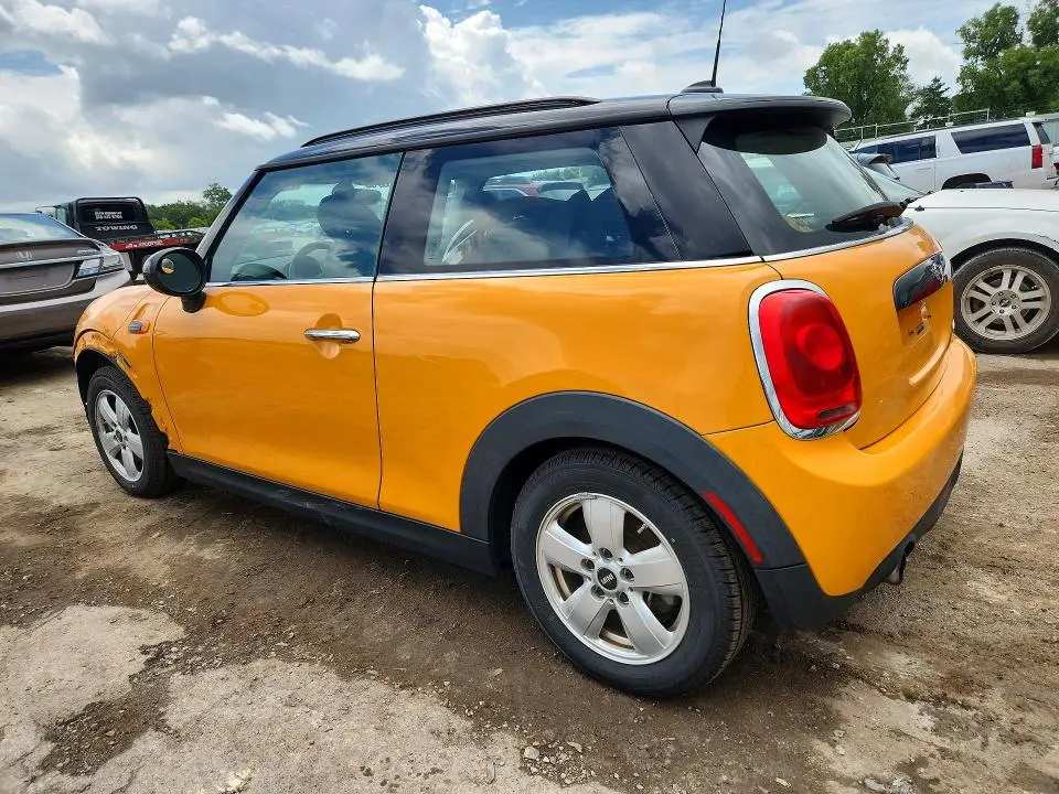 2016 MINI COOPER   