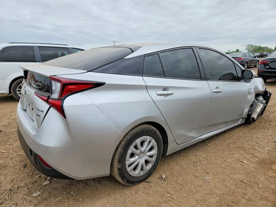 2022 TOYOTA PRIUS   