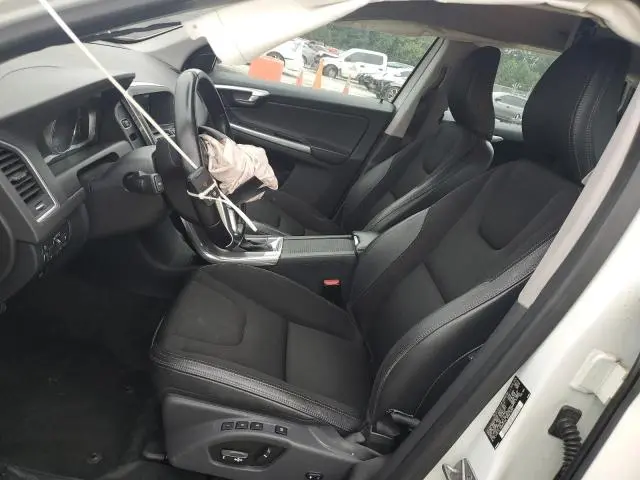 2016 VOLVO XC60 T5  