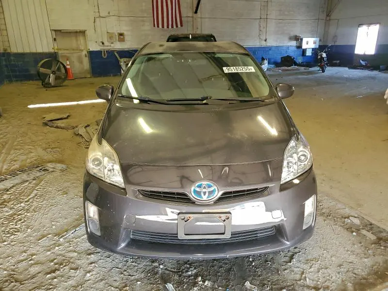 2011 TOYOTA PRIUS   