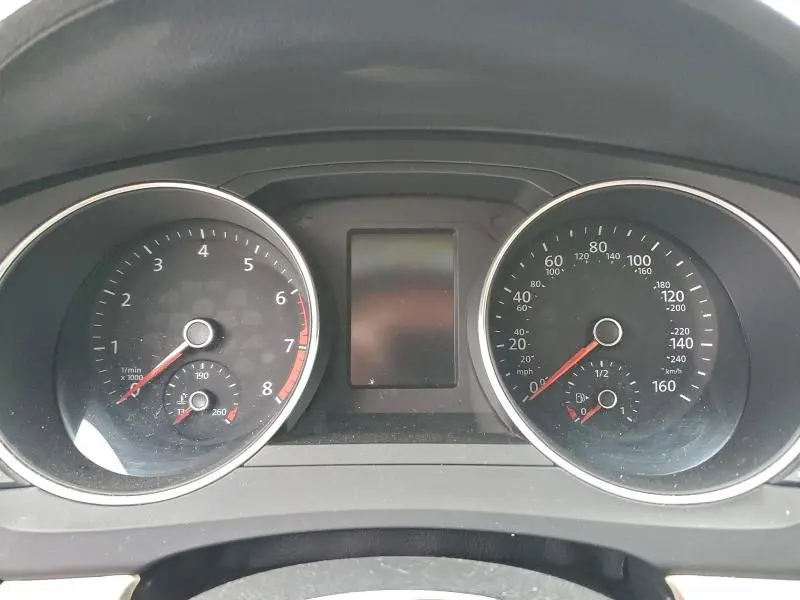 2017 VOLKSWAGEN JETTA SE  