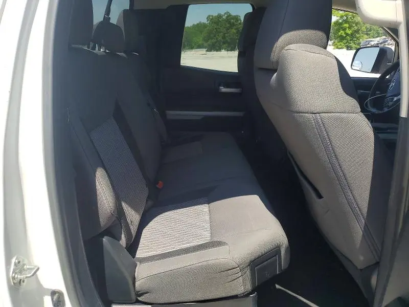 2015 TOYOTA TUNDRA SR5  
