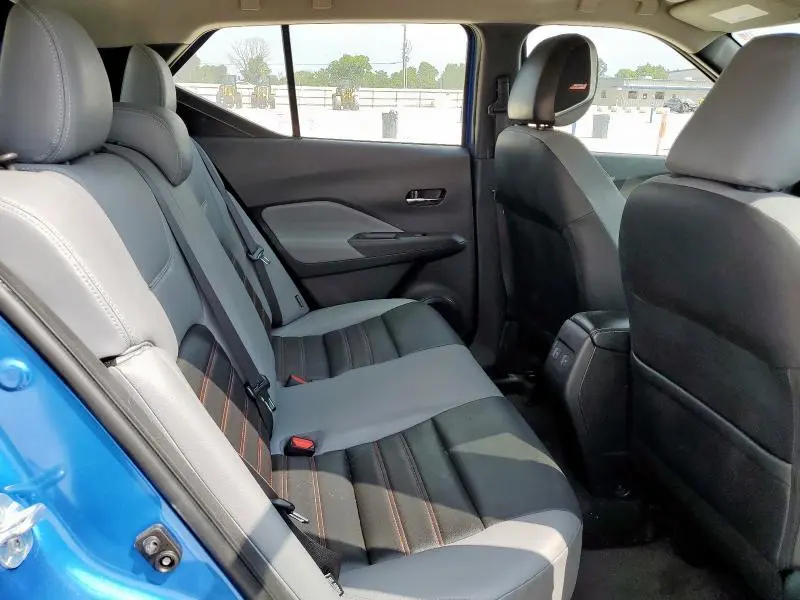 2021 NISSAN KICKS SR  