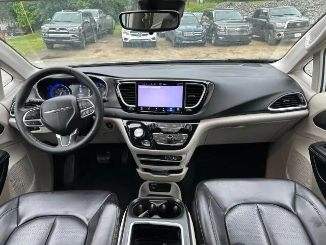2023 CHRYSLER PACIFICA TOURING L  