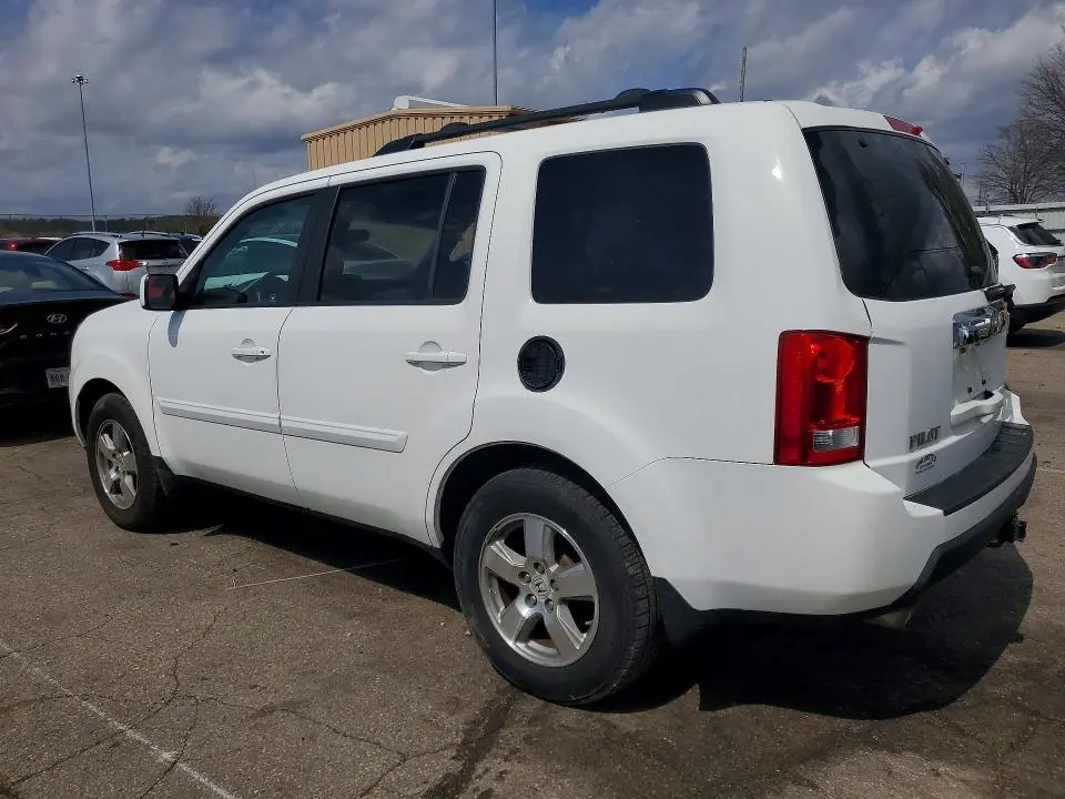 2011 HONDA PILOT EXL  