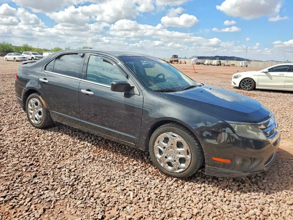 2011 FORD FUSION SE  