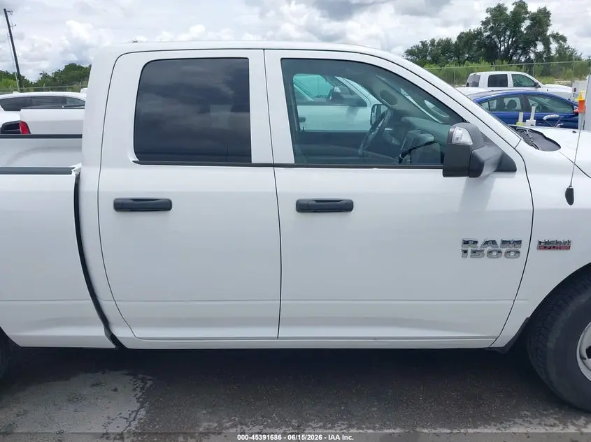 2017 RAM 1500 TRADESMAN  4X2 6'4 BOX