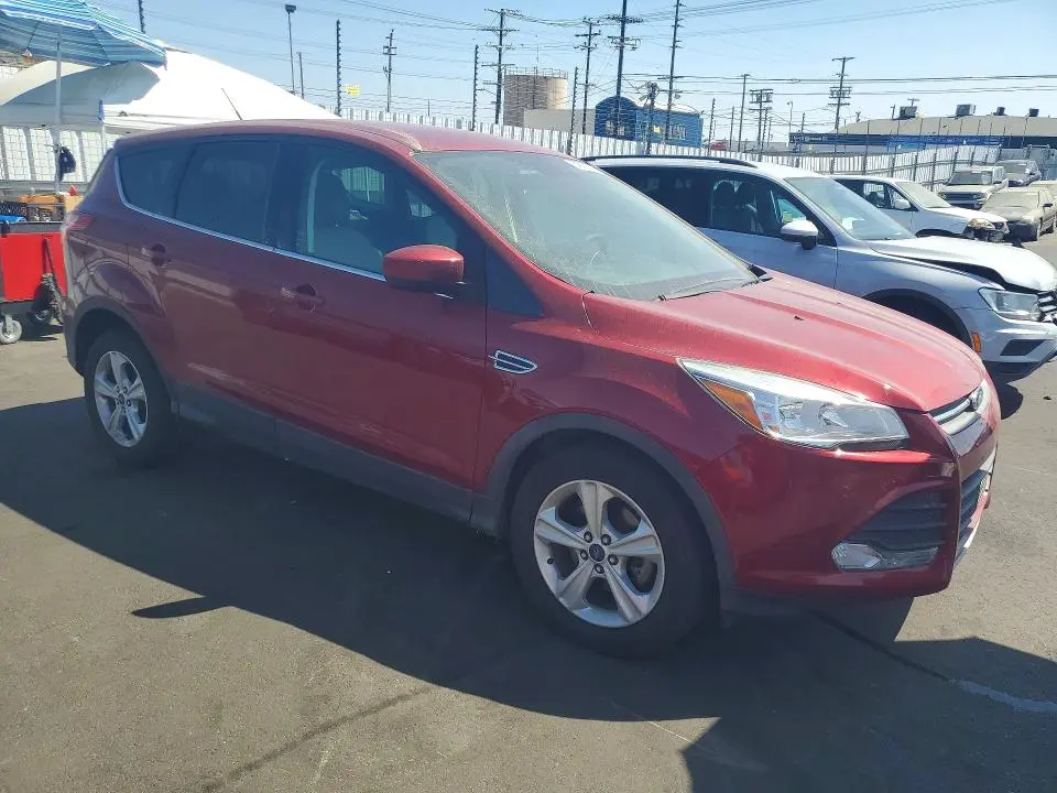 2016 FORD ESCAPE SE  
