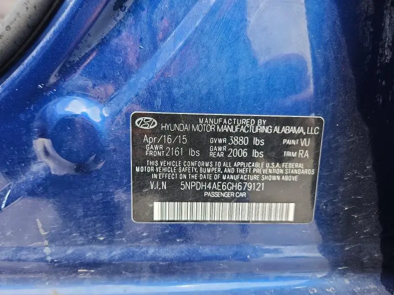 2016 HYUNDAI ELANTRA SE  