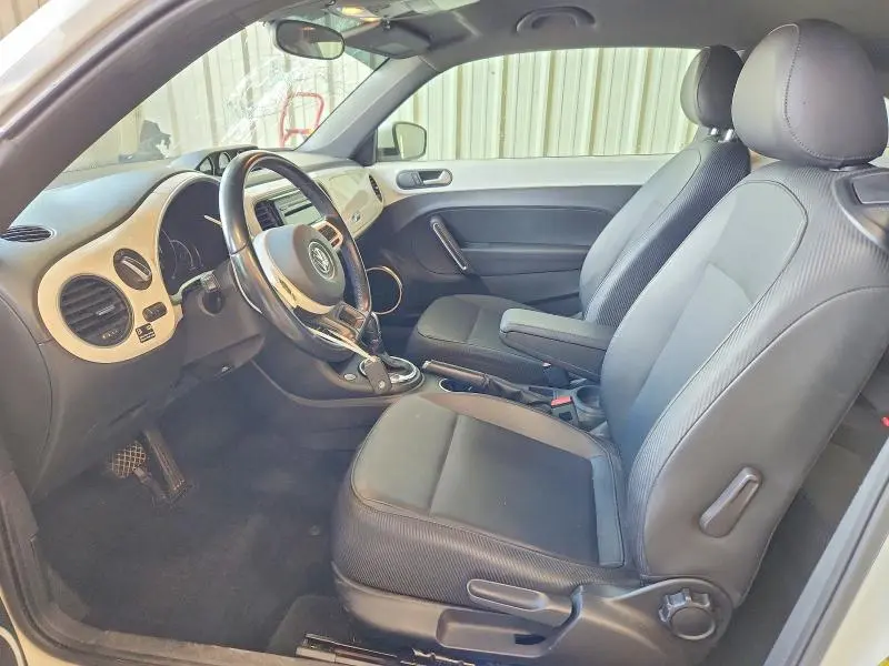 2013 VOLKSWAGEN BEETLE   