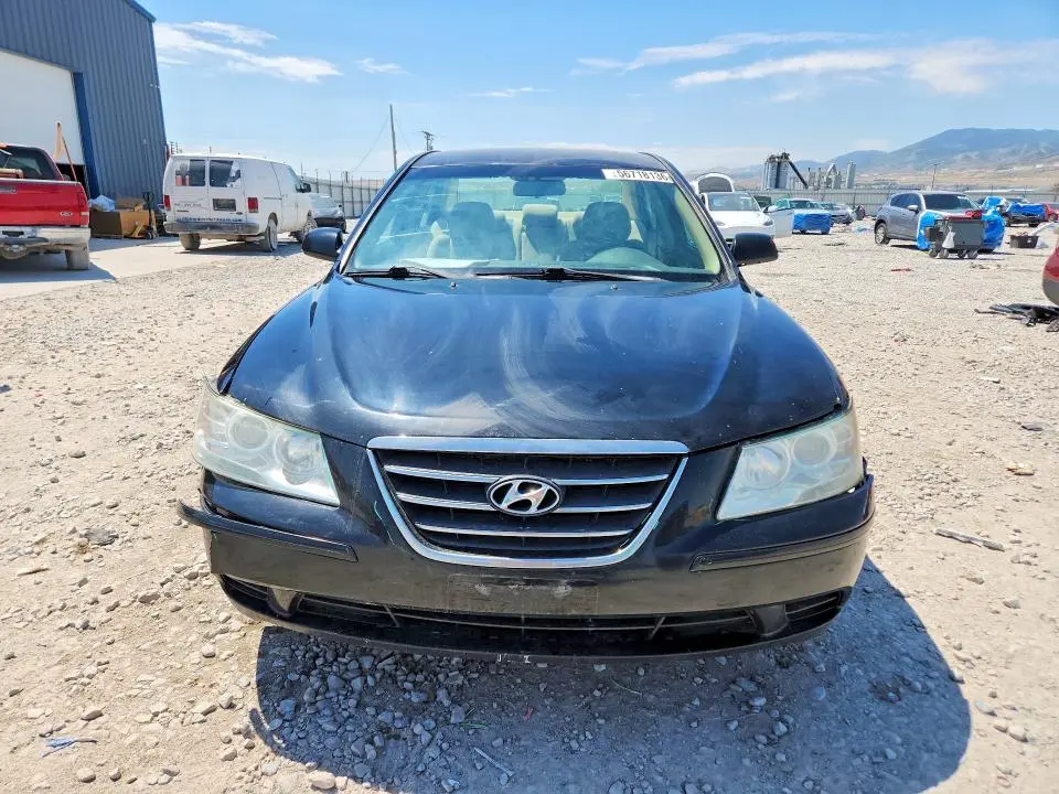 2010 HYUNDAI SONATA GLS  