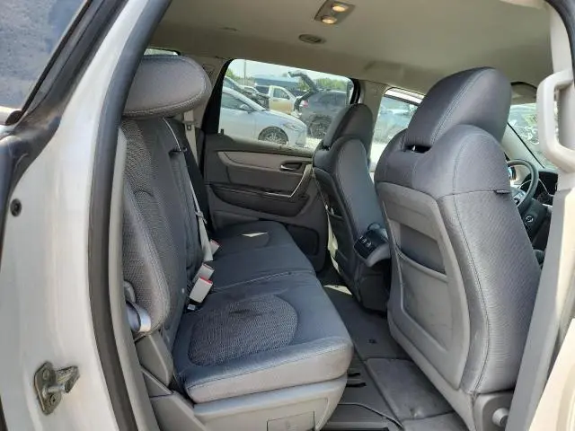 2017 CHEVROLET TRAVERSE LS  