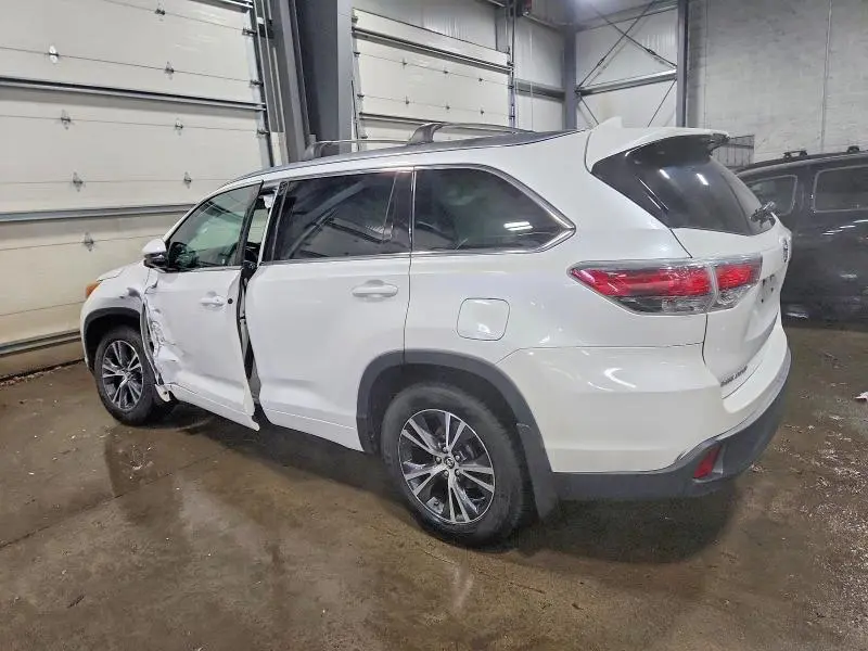 2016 TOYOTA HIGHLANDER XLE  