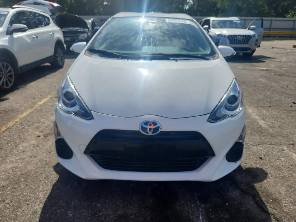 2016 TOYOTA PRIUS C TWO  