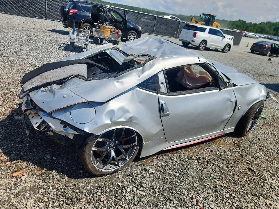 2017 NISSAN 370Z NISMO  