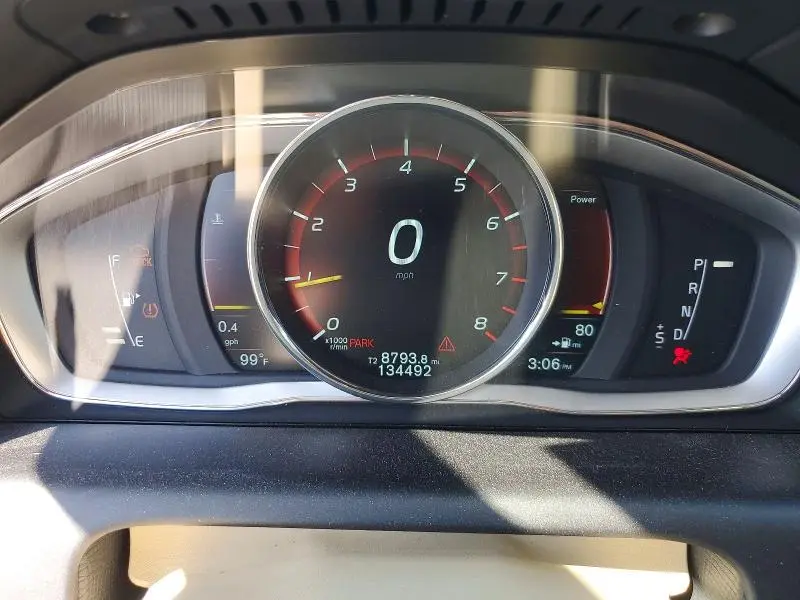 2015 VOLVO XC60 T5 PREMIER  