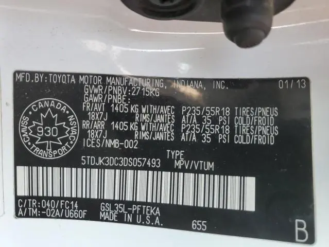 2013 TOYOTA SIENNA LE  