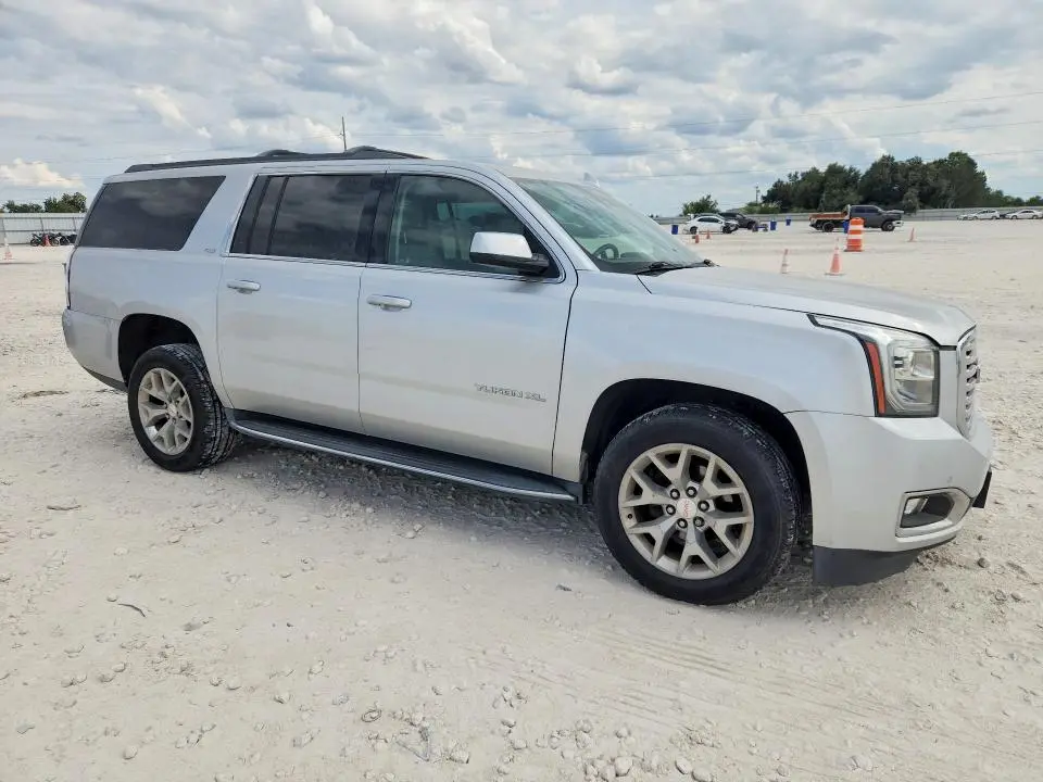 2020 GMC YUKON XL K1500 SLT  