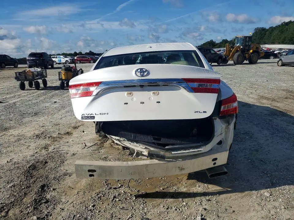 2015 TOYOTA AVALON XLE  