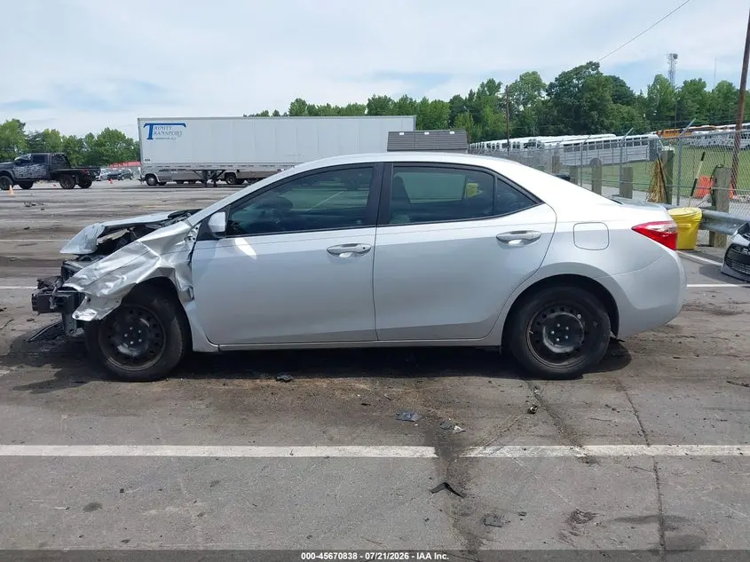 2018 TOYOTA COROLLA LE