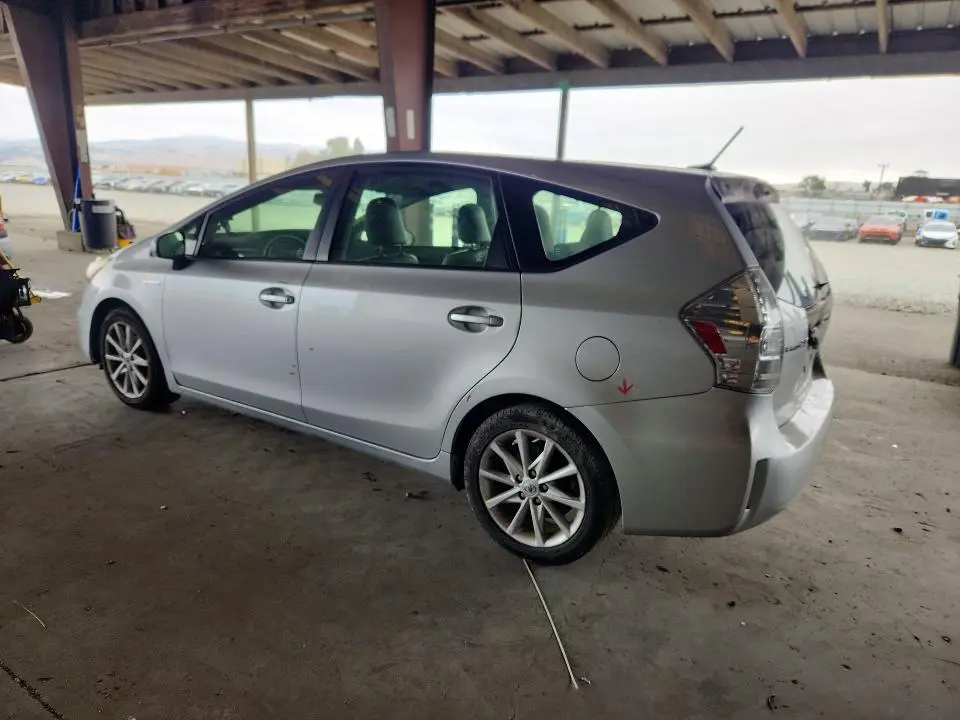 2013 TOYOTA PRIUS V FIVE  