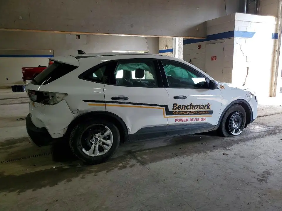 2021 FORD ESCAPE S  